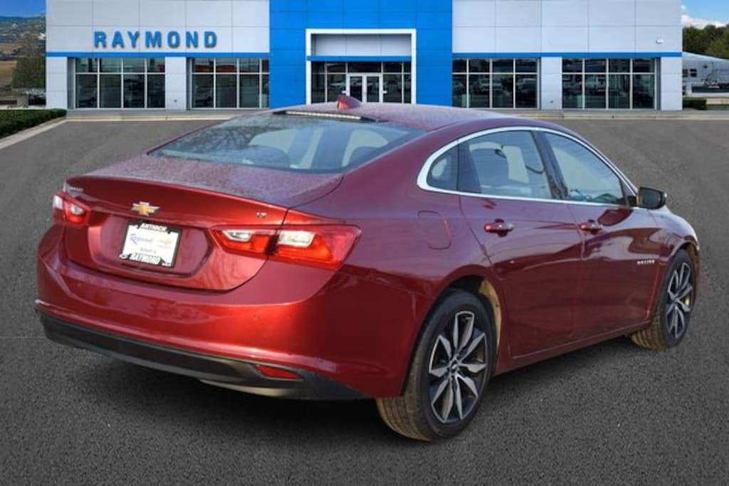 Used 2018 Chevrolet Malibu LT Car
