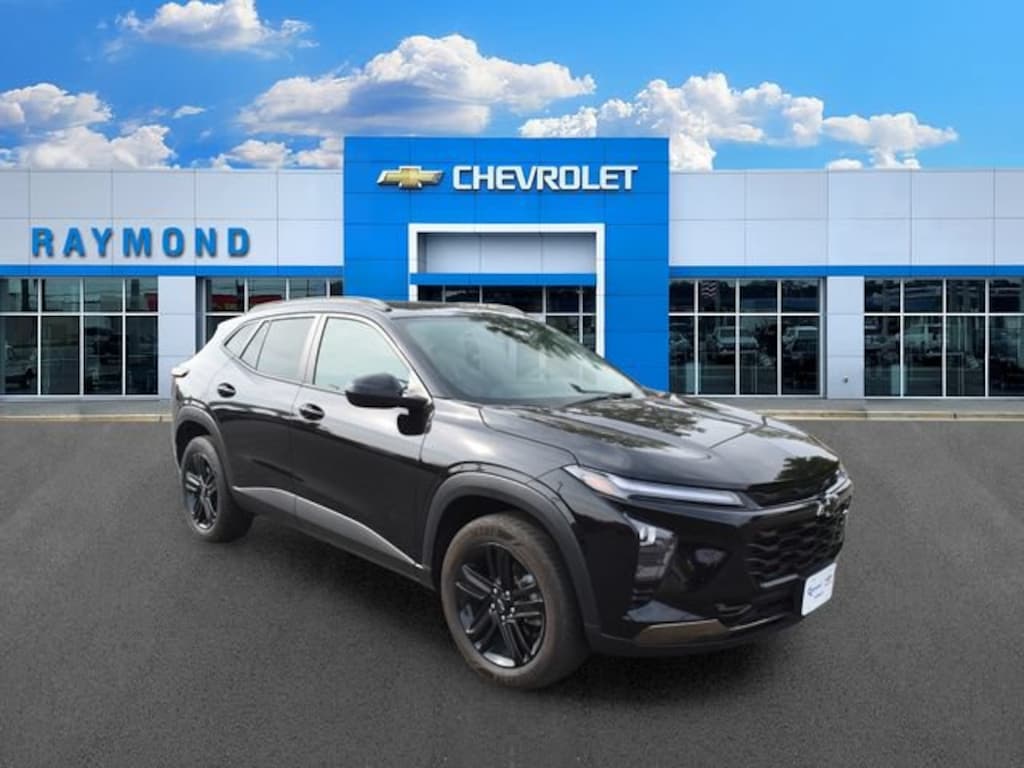 Used 2025 Chevrolet Trax Activ SUV