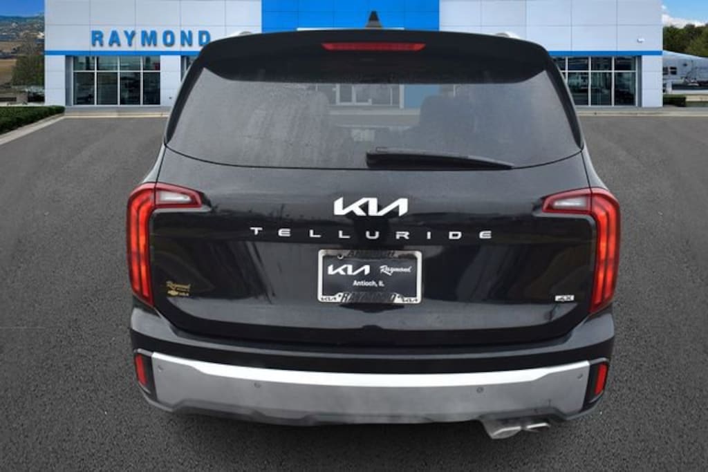 Used 2024 Kia Telluride S SUV
