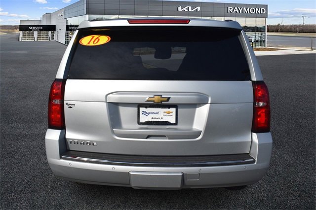 2016 Chevrolet Tahoe LTZ photo 4