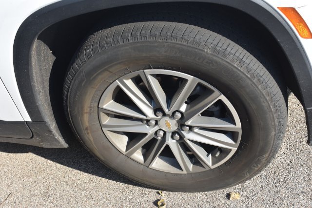 2023 Chevrolet Traverse 1LT - Photo 11