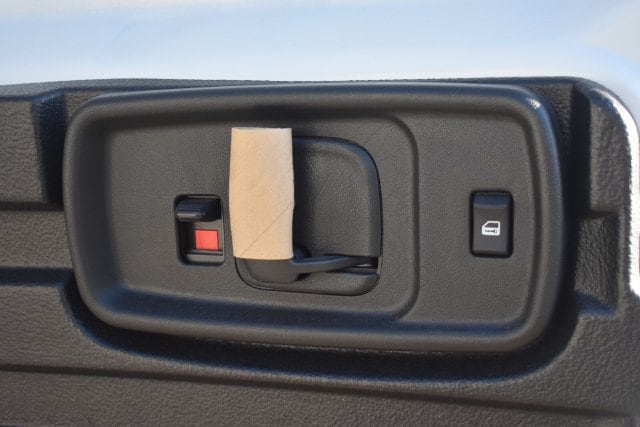 2025 Chevrolet Express Cargo Work Van - Photo 19