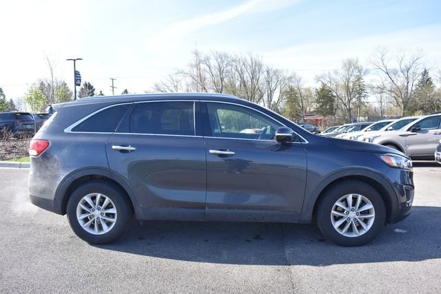 Used 2018 Kia Sorento LX with VIN 5XYPG4A32JG341258 for sale in Antioch, IL