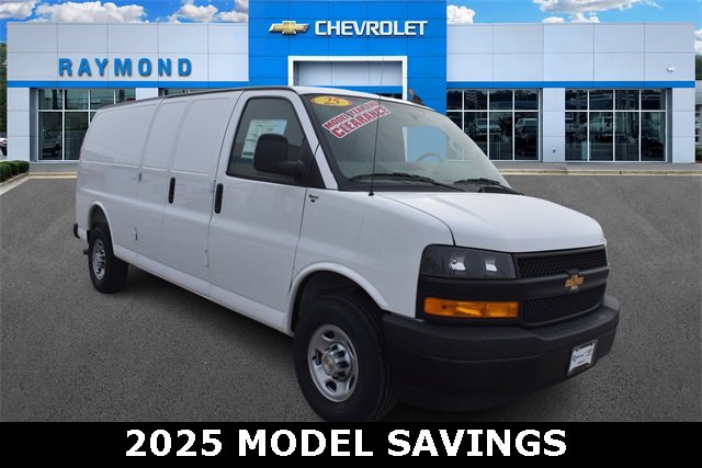 2025 Chevrolet Express Cargo Work Van's photo