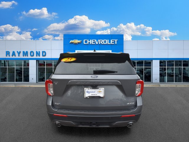 2023 Ford Explorer XLT - Photo 4