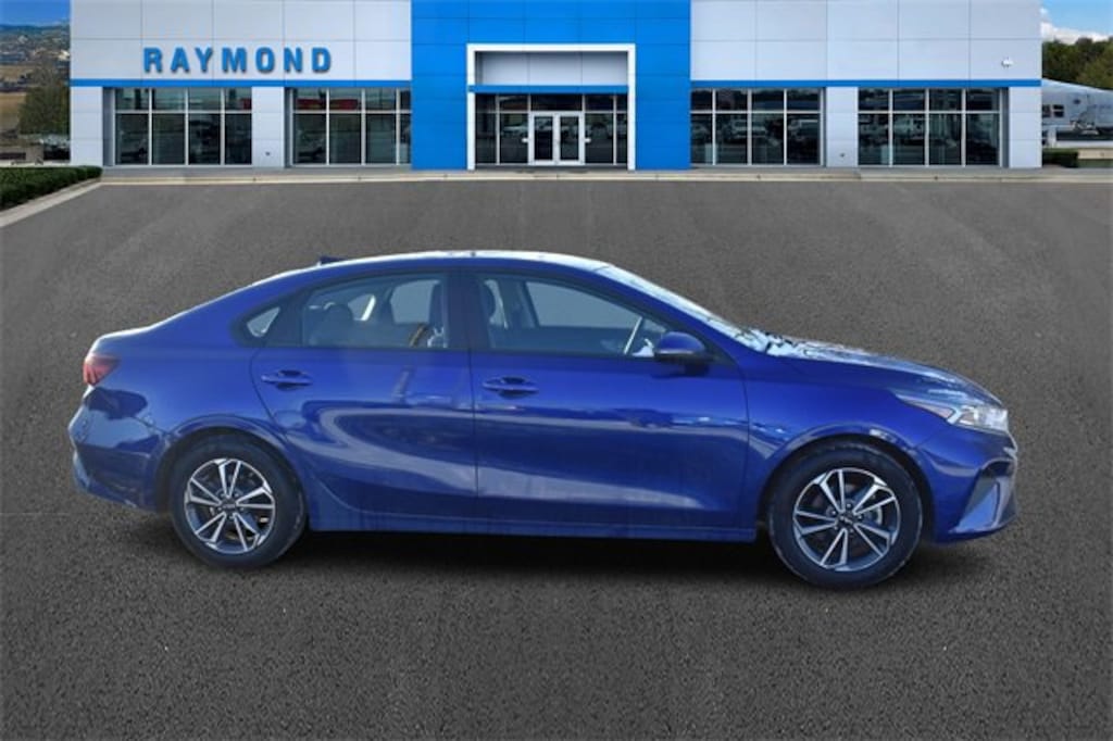 Used 2023 Kia Forte LXS Sedan