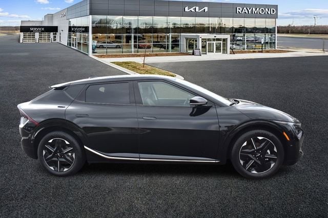 Used 2025 Kia EV6 Wind with VIN 5XYC34JA9SG002555 for sale in Antioch, IL