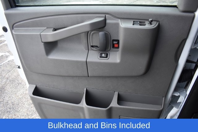 2025 Chevrolet Express Cargo Work Van - Photo 25