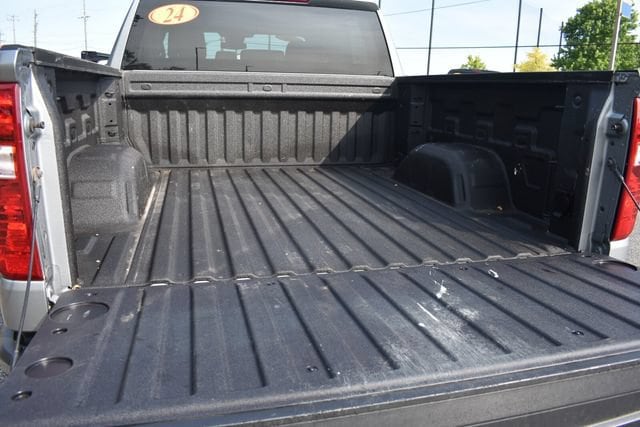 2024 Chevrolet Silverado 1500 Custom - Photo 18