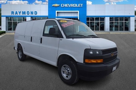 2025 Chevrolet Express Cargo WT Van