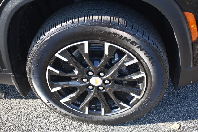 2025 Chevrolet Traverse LT - Photo 11
