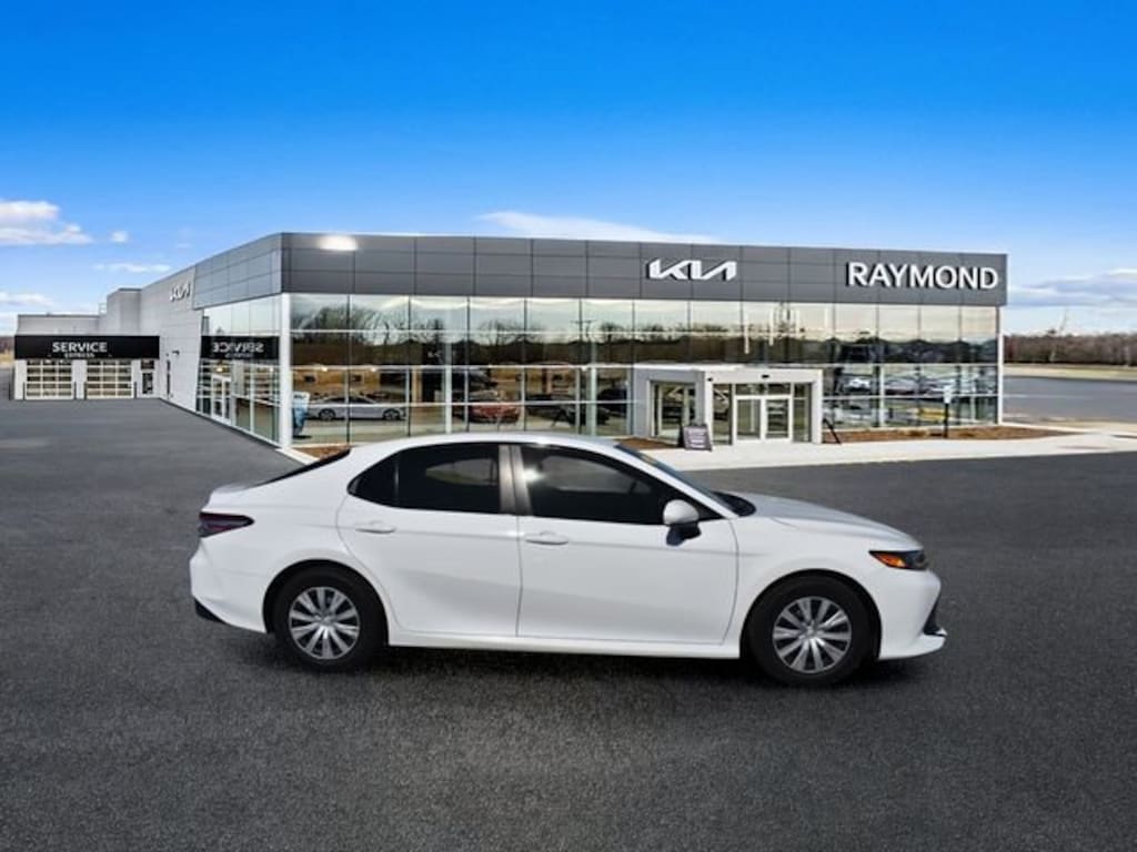 Used 2018 Toyota Camry L Sedan