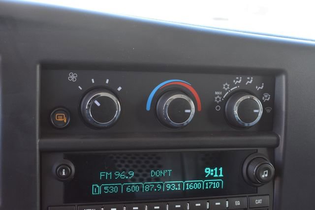 2025 Chevrolet Express Cargo Work Van - Photo 25