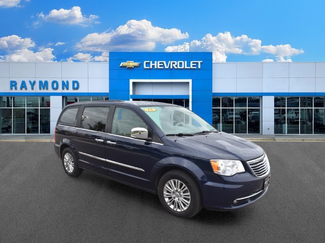 Used 2015 Chrysler Town & Country Touring-L with VIN 2C4RC1CGXFR727514 for sale in Antioch, IL