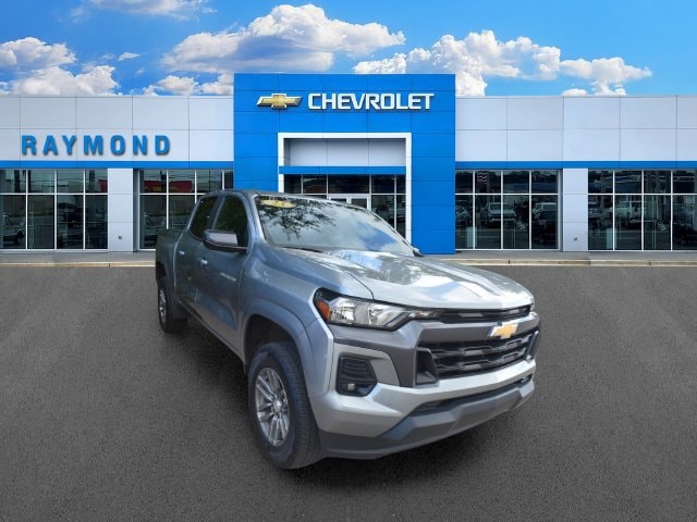 2023 Chevrolet Colorado LT - Photo 9