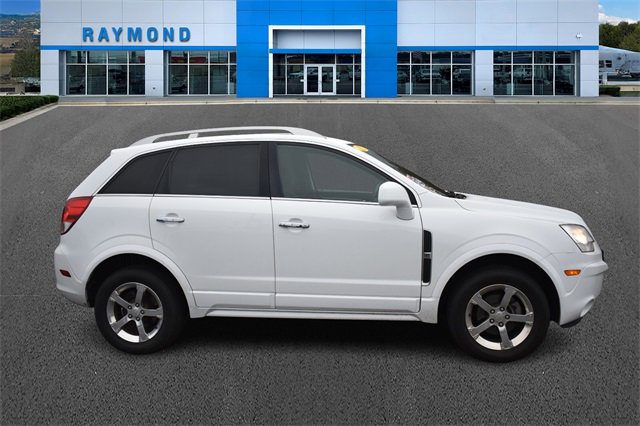 2012 Chevrolet Captiva LTZ photo 2