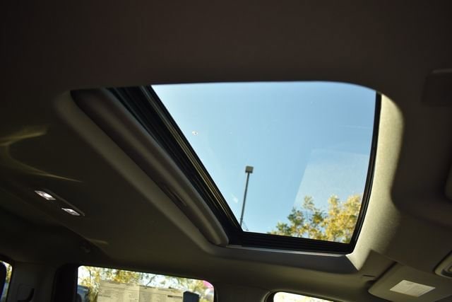 2025 Chevrolet Silverado 1500 LTZ - Photo 16