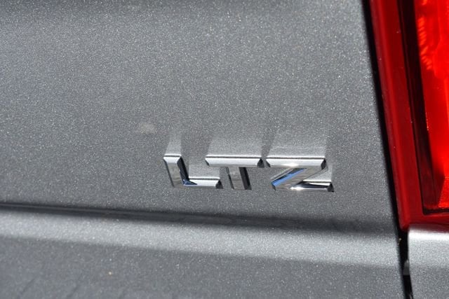 2025 Chevrolet Silverado 1500 LTZ - Photo 21