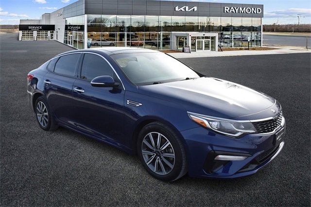 2019 Kia Optima LX's photo