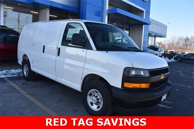 2025 Chevrolet Express Cargo Work Van's photo