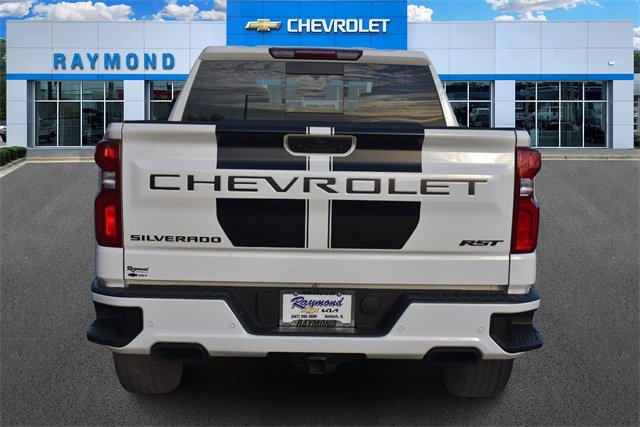 2025 Chevrolet Silverado 1500 RST photo 4