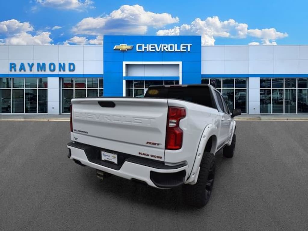 Used 2021 Chevrolet Silverado 1500 RST Truck