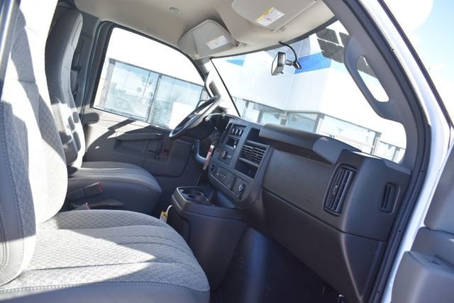 2025 Chevrolet Express Cargo Work Van - Photo 13