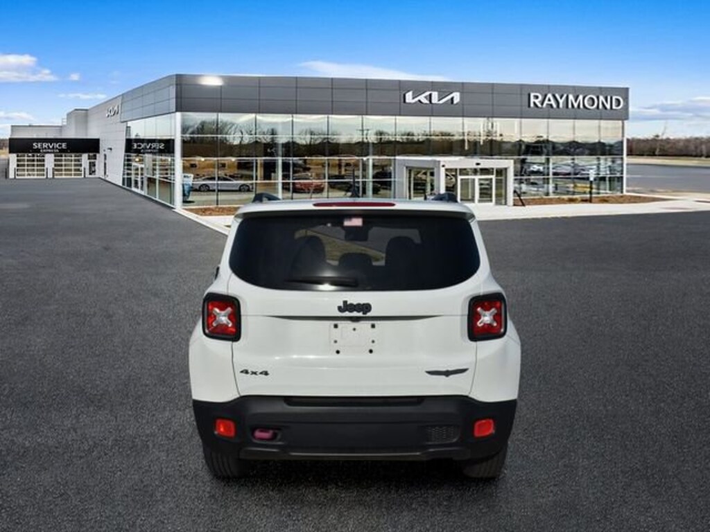 Used 2017 Jeep Renegade Deserthawk 4x4 SUV
