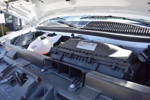 2025 Chevrolet Express Cargo Work Van - Photo 33