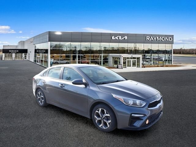 2021 Kia Forte LXS AT's photo