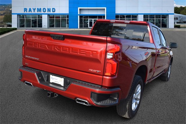 2024 Chevrolet Silverado 1500 RST photo 3