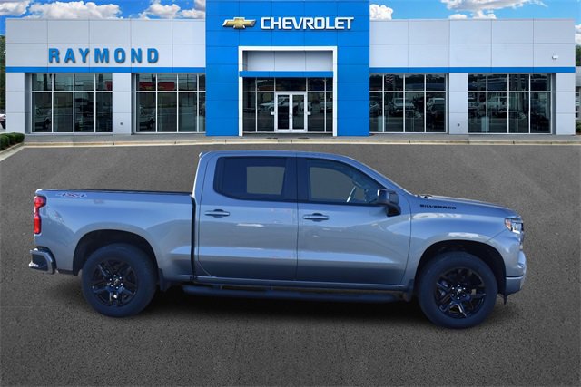 2026 Chevrolet Silverado 1500 RST photo 2