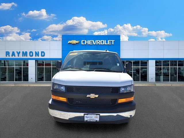 2025 Chevrolet Express Cargo Work Van - Photo 9