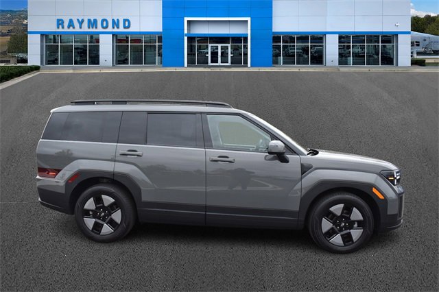 2025 Hyundai Santa Fe SEL photo 2