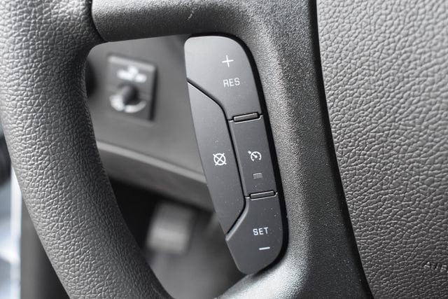 2025 Chevrolet Express Cargo Work Van - Photo 20