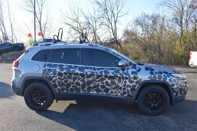 2015 Jeep Cherokee Limited photo 2