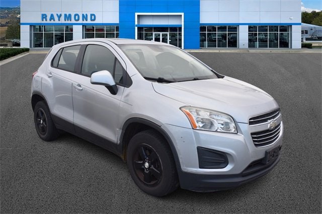 2016 Chevrolet Trax LS's photo