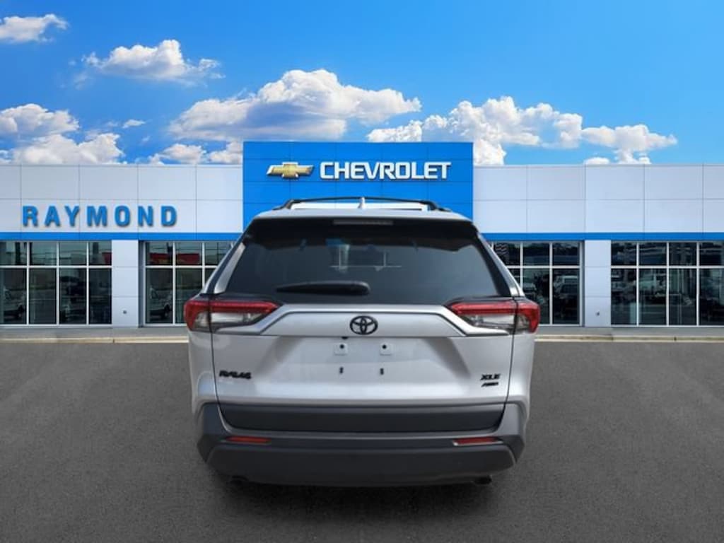 Used 2024 Toyota RAV4 XLE SUV