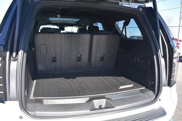 2026 Chevrolet Suburban High Country - Photo 25