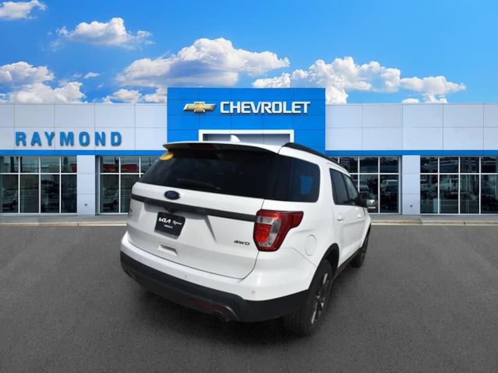 Used 2017 Ford Explorer XLT SUV