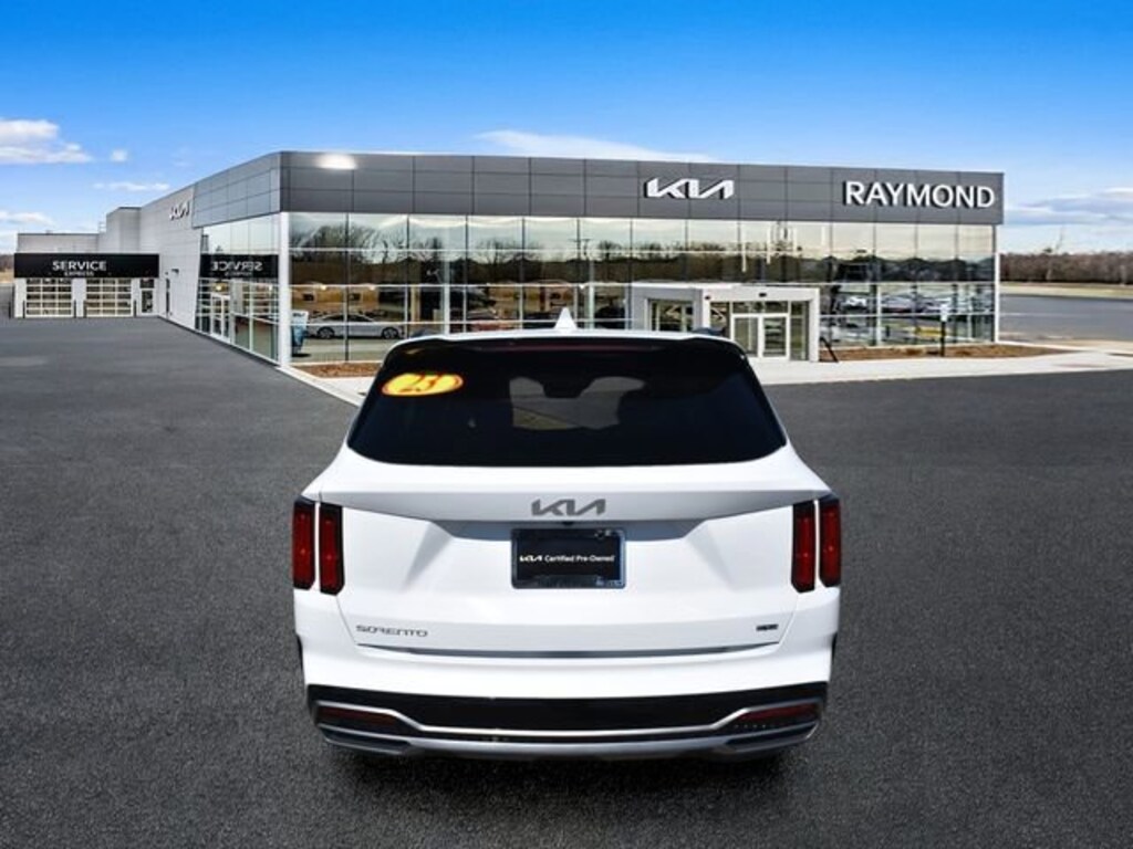 Used 2023 Kia Sorento SX SUV
