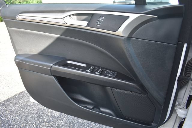 2017 Ford Fusion SE - Photo 31