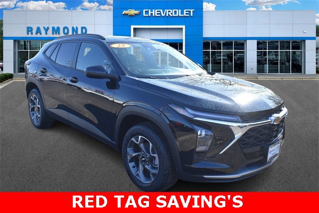 2025 Chevrolet Trax LT's photo