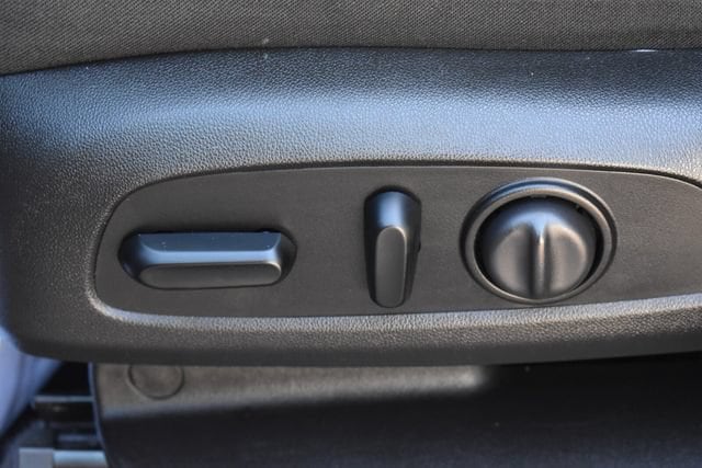 2019 Chevrolet Equinox LT - Photo 23