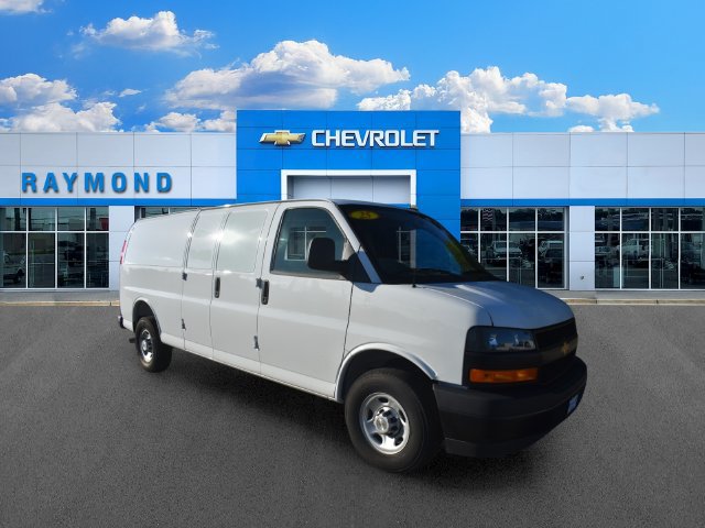 2025 Chevrolet Express Cargo Work Van - Photo 11