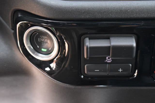 2025 Chevrolet Silverado 1500 RST - Photo 32