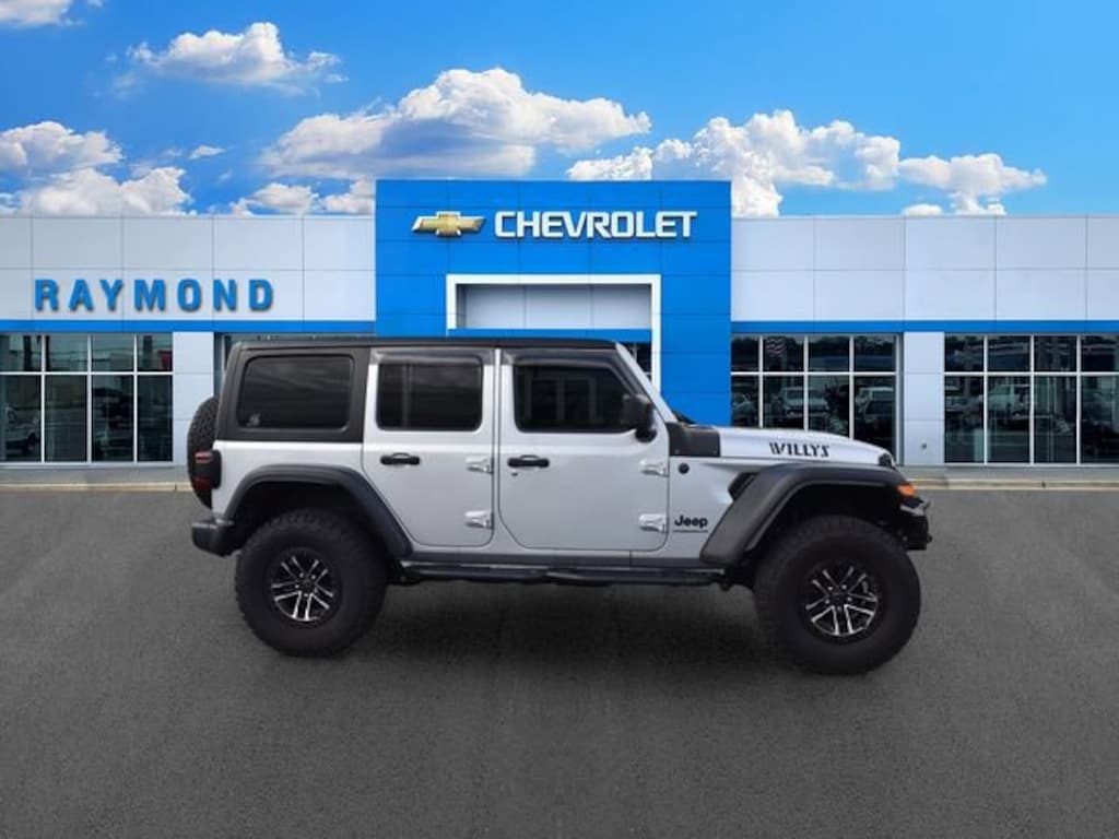 Used 2024 Jeep Wrangler 4-Door Willys 4x4 SUV