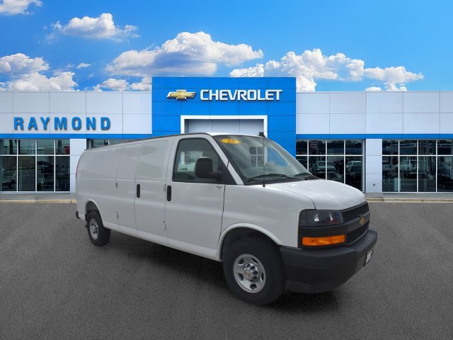2025 Chevrolet Express Cargo Work Van - Photo 8