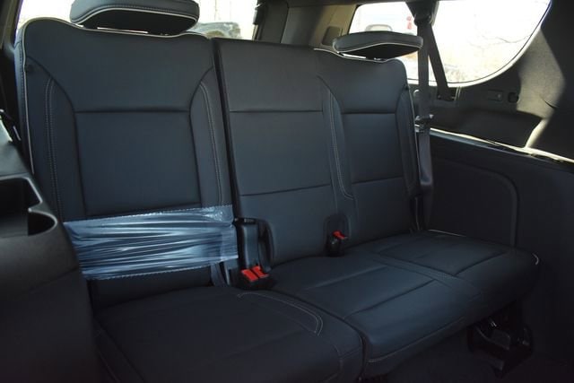 2026 Chevrolet Suburban Premier - Photo 20