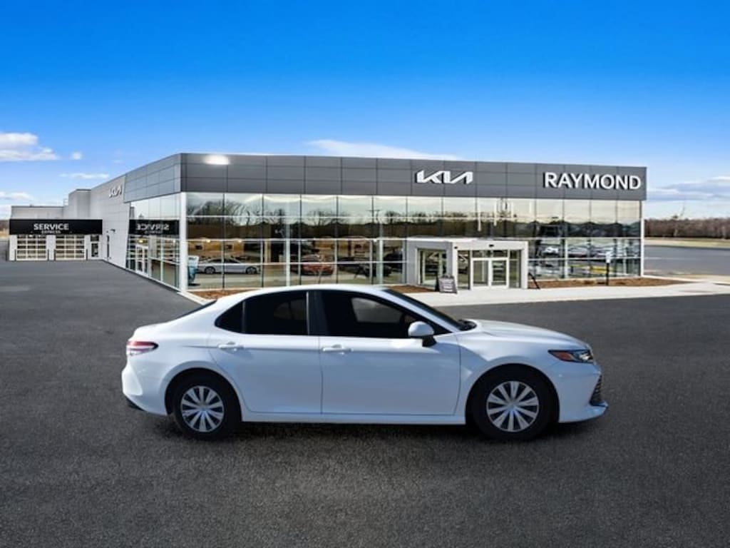 Used 2018 Toyota Camry L Sedan